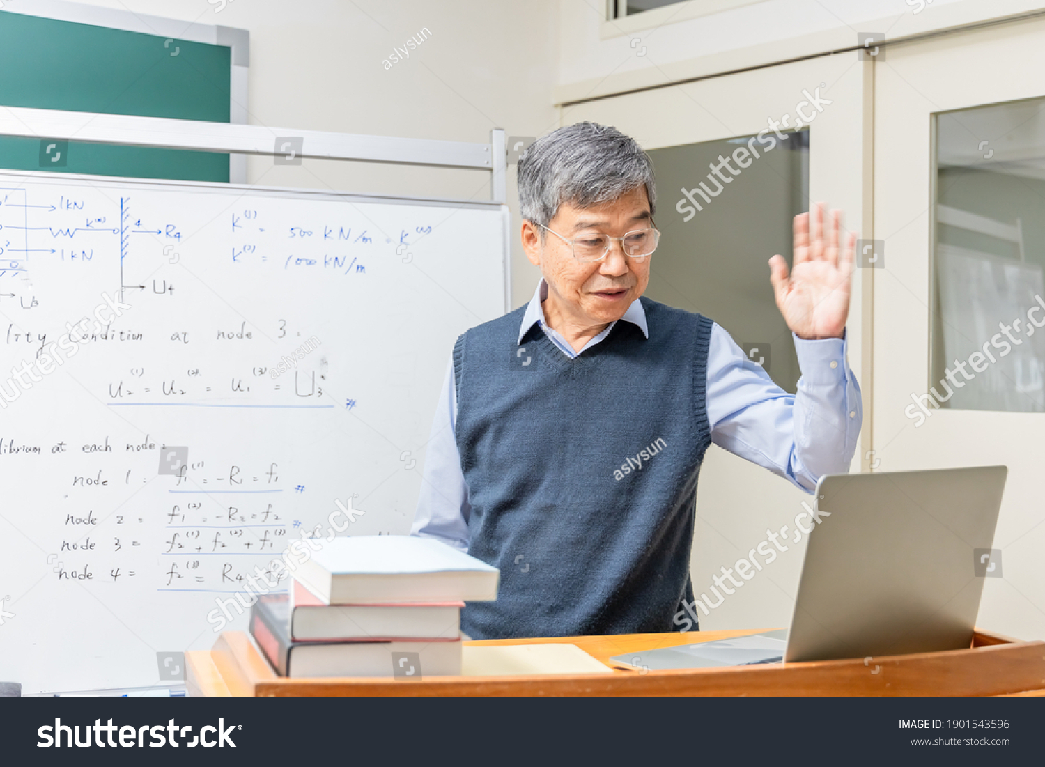 Asian Mature Male Professor Teach Engineering Stock Photo 1901543596 ...