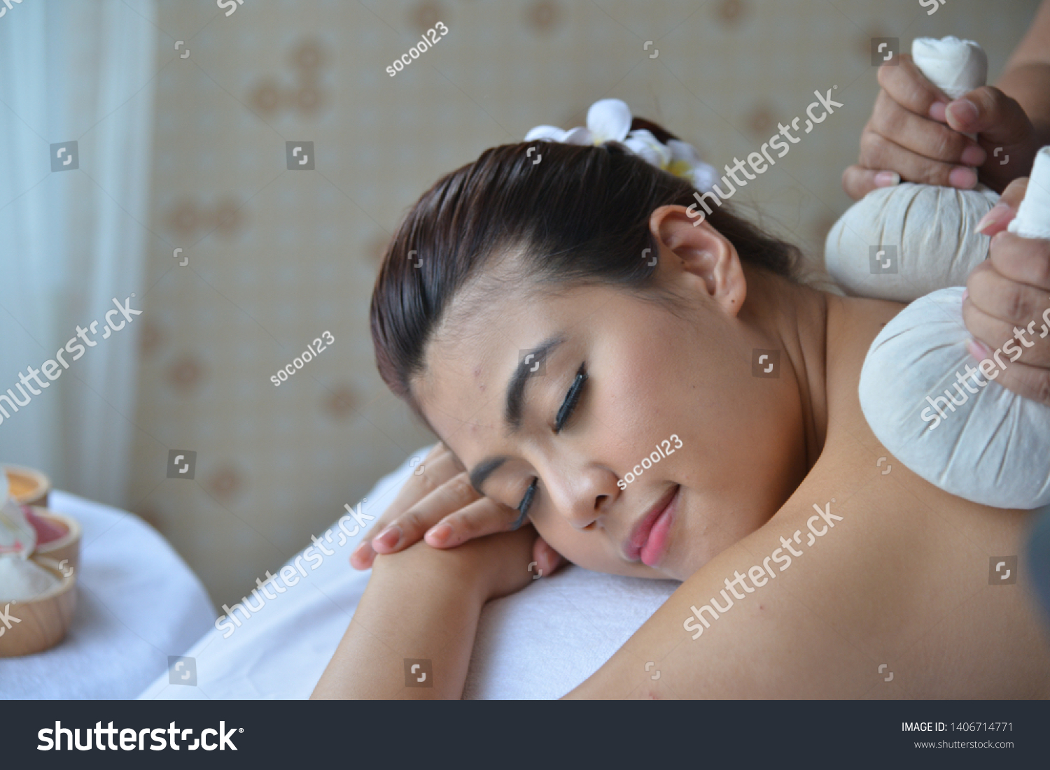 Thai girl massage