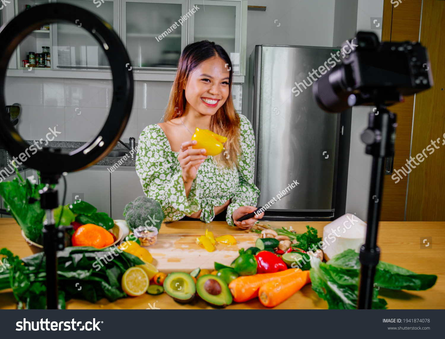 3,291 Asian food videos Images, Stock Photos & Vectors | Shutterstock