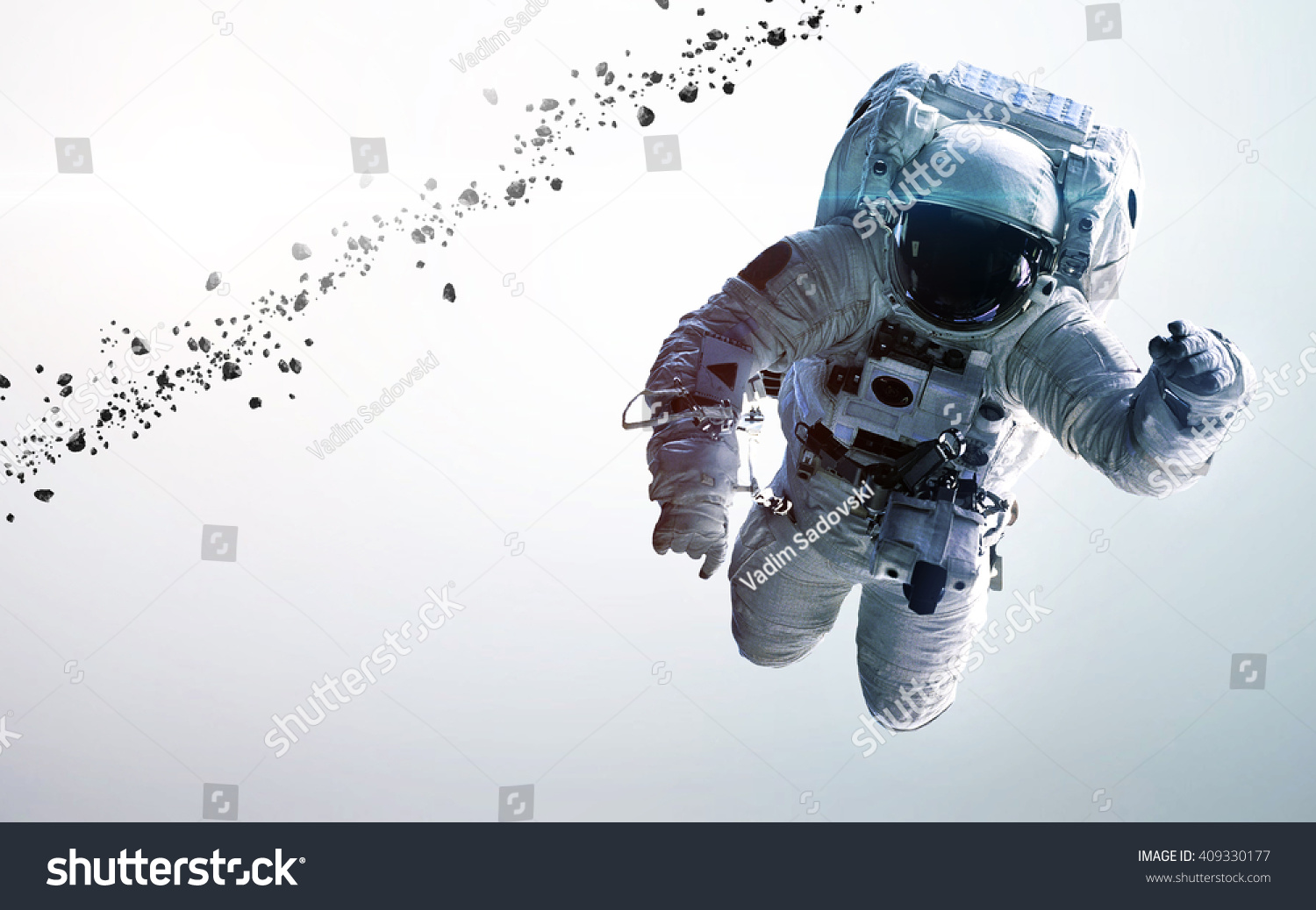 宇宙にいる宇宙飛行士 船外活動 Nasaが提供するこの画像のエレメント の写真素材 今すぐ編集