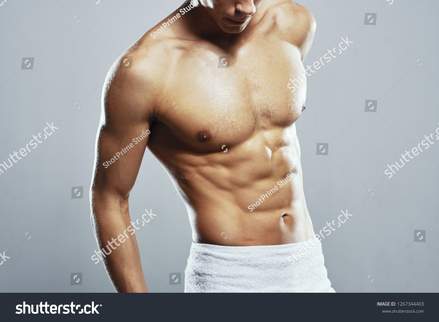 Athletic Men Athlete Bulging Body Bump Stockfoto Shutterstock