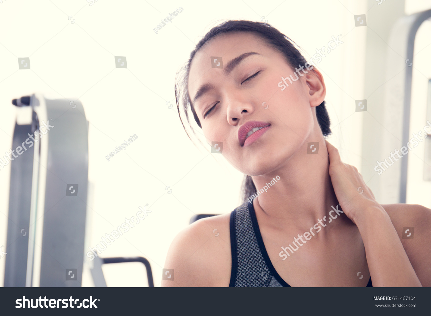 Asian scrub sets Asian women with stretched necks