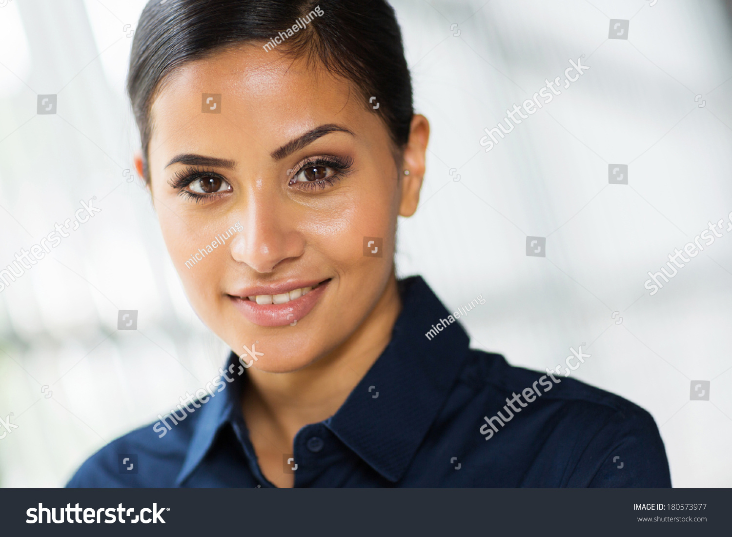 Attractive Businesswoman Closeup Portrait Stock Photo 180573977 ...