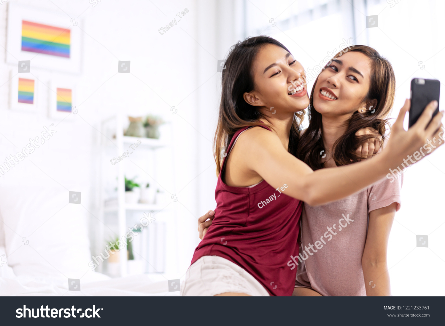 Young Thai Lesbians