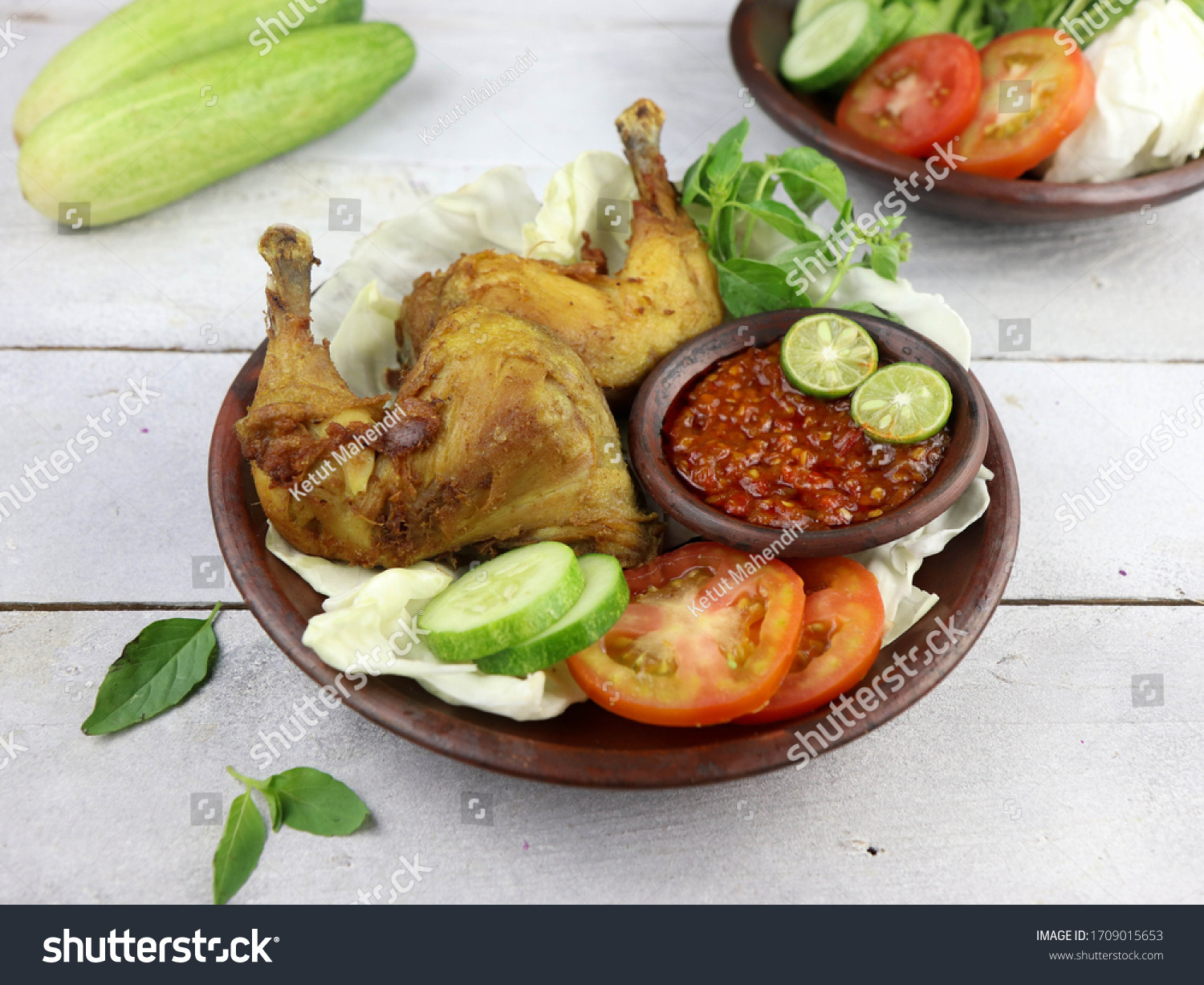 Ayam Goreng Lengkuas Pecel Ayam Ayam Stock Photo Edit Now 1709015653