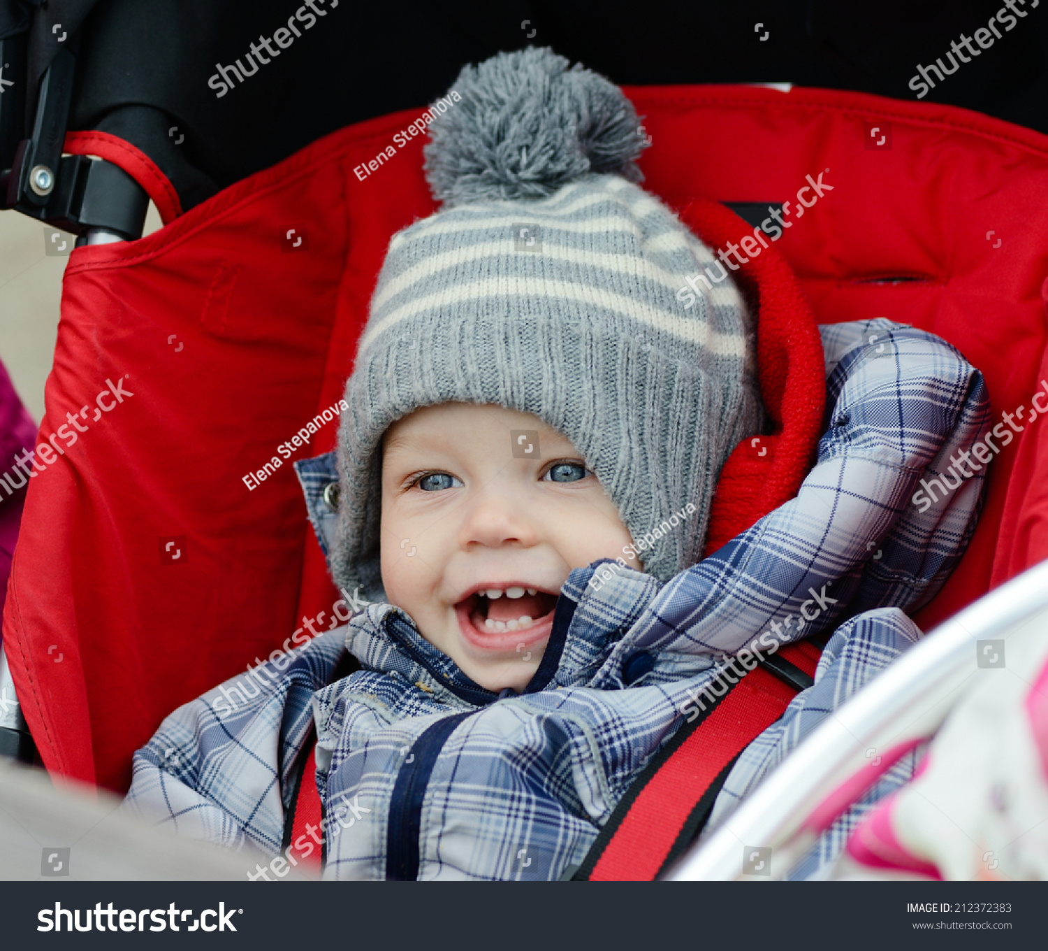 red stroller for baby boy