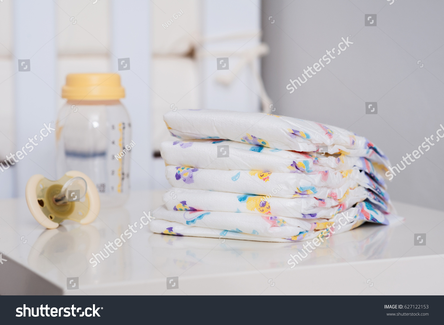 newborn disposable diapers