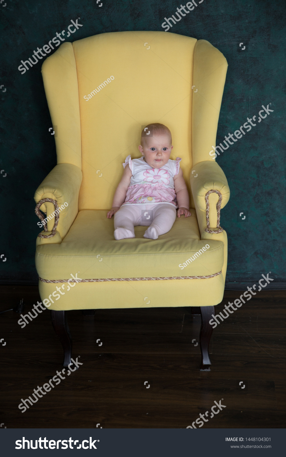 infant armchair