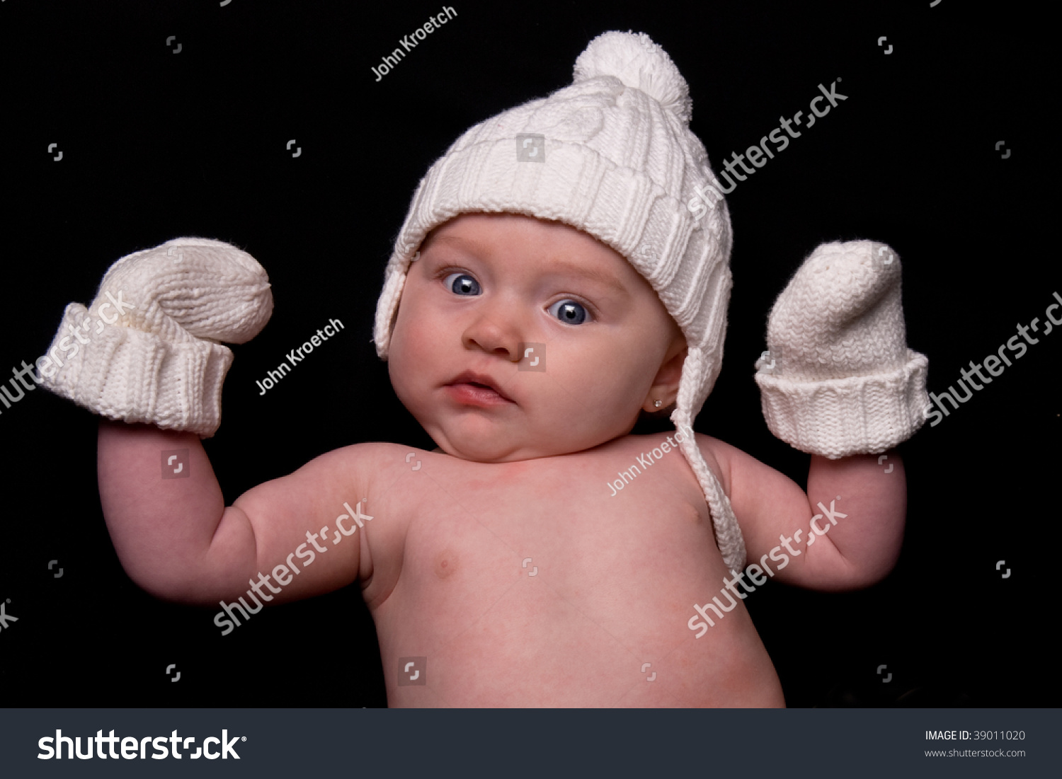 infant hat and mittens