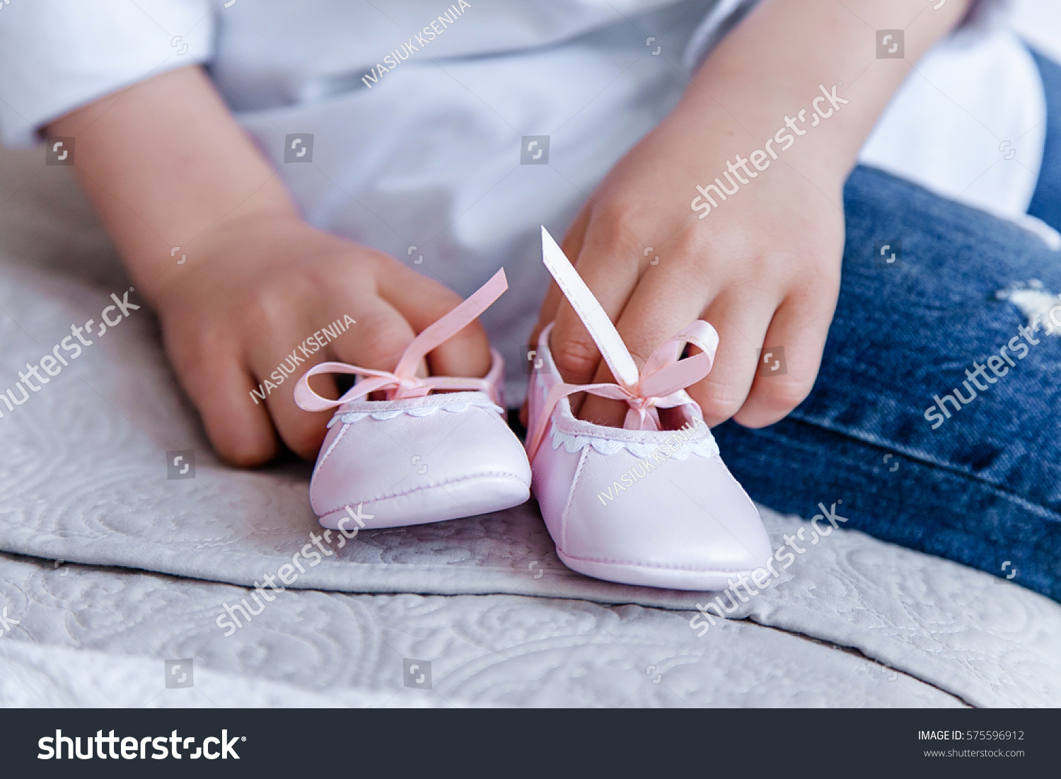 stylish baby shoes