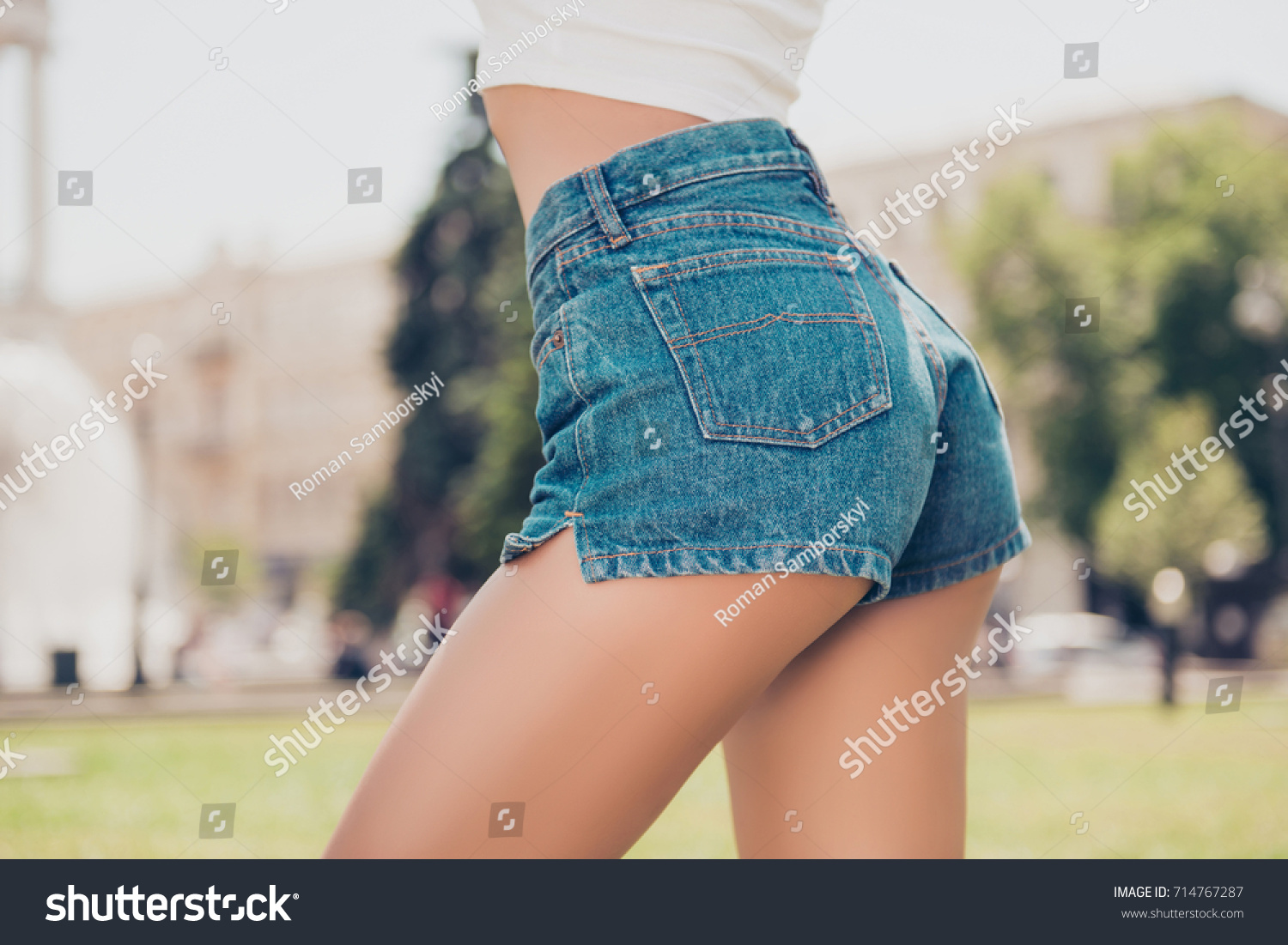 Sexy short shorts teen ass