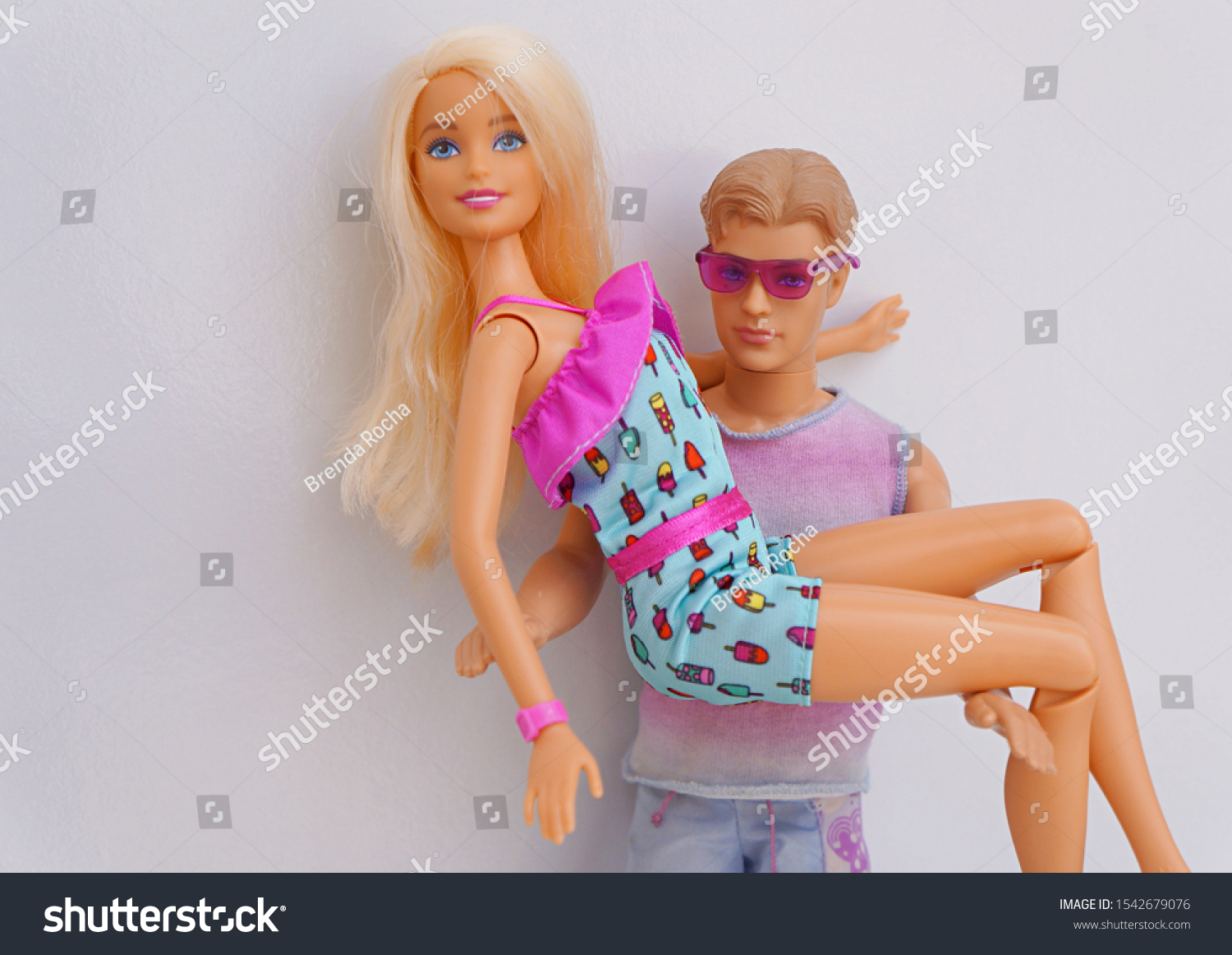 barbie with ken arms