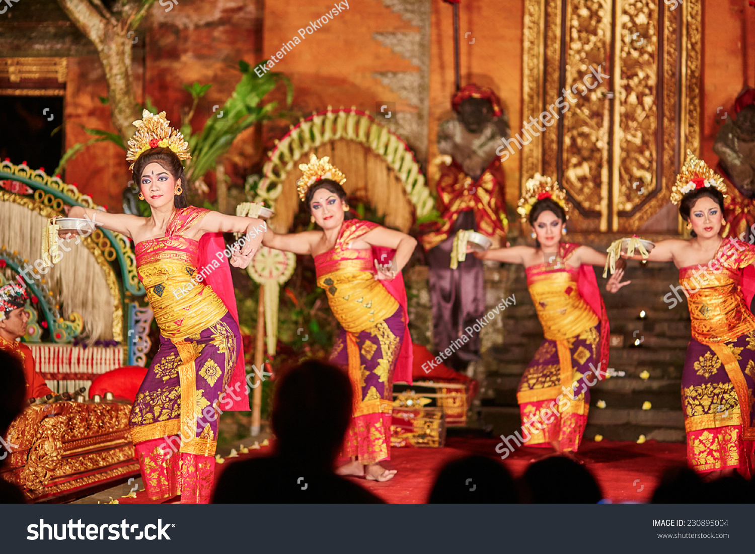 222 Ubud Palace Dance Images, Stock Photos & Vectors | Shutterstock