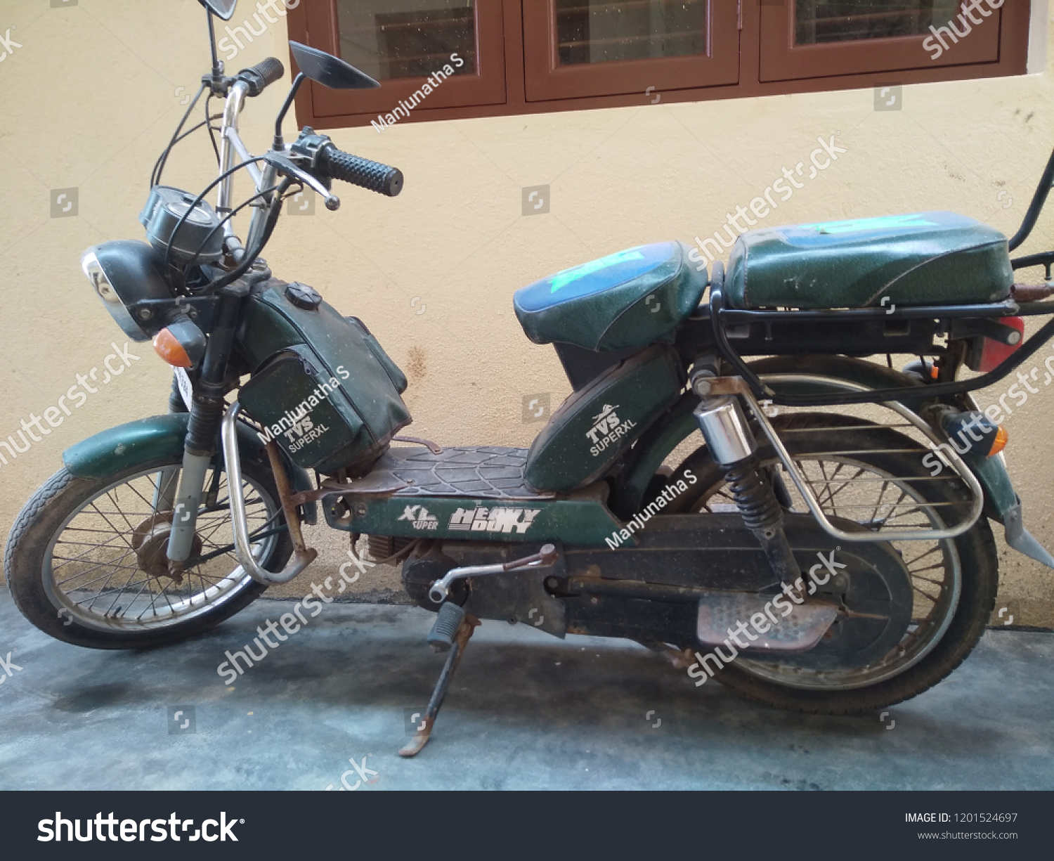 old two wheeler