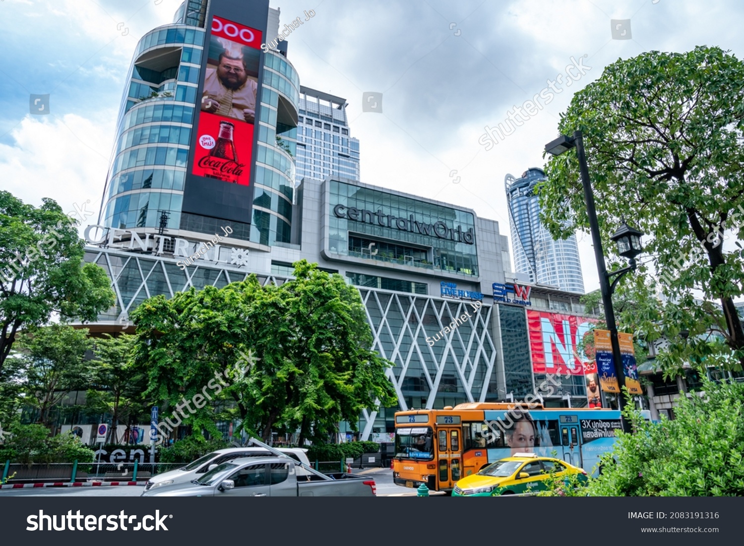 Stock Photo Bangkok Thailand Aug Centralworld Building Is A Shopping Plaza It Is The Eleventh 2083191316 