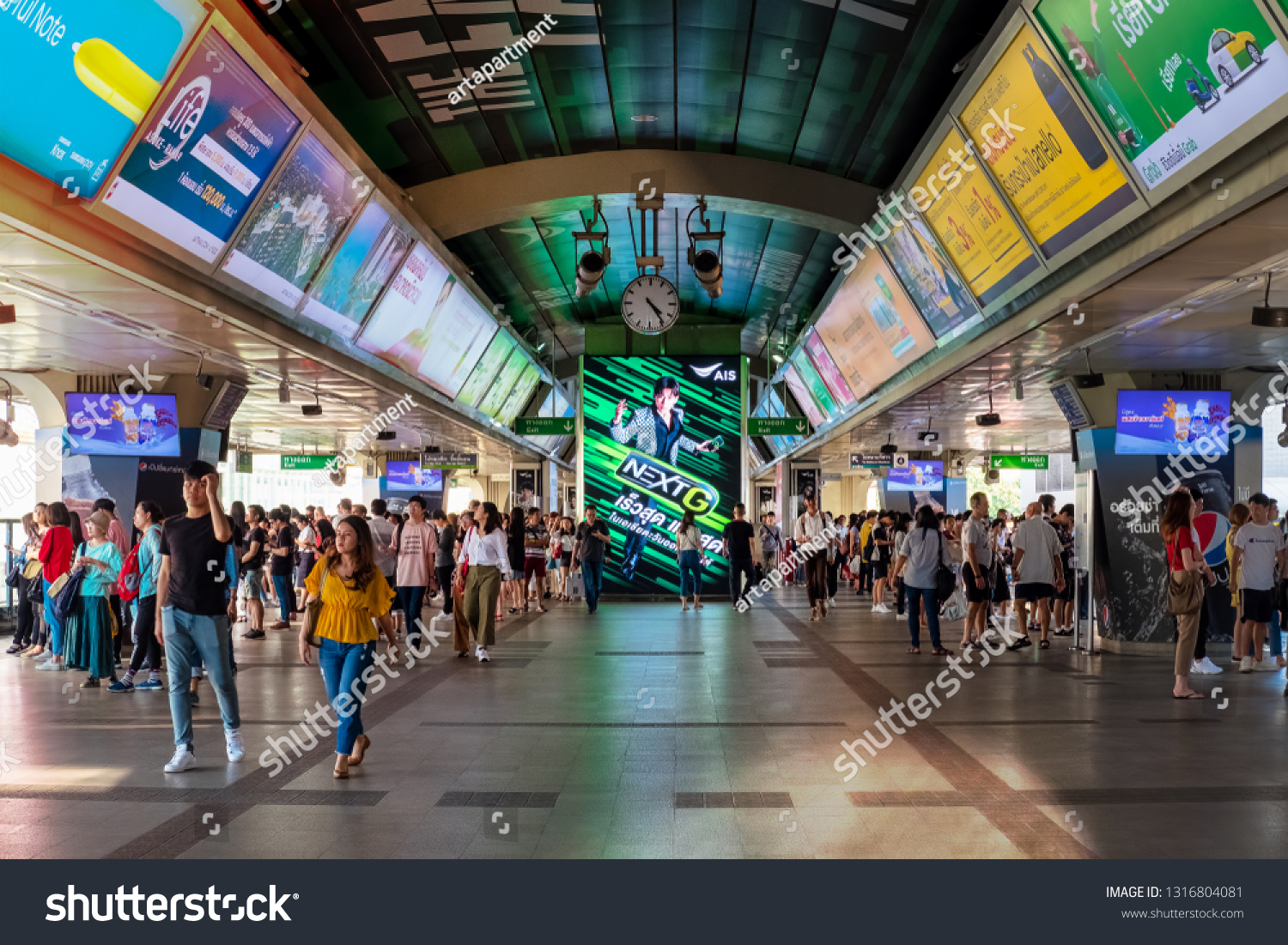 Bangkok Thailand Jan 16 Siam Bts Stock Photo 1316804081 Shutterstock Bangkok Thailand Jan 16 Siam Bts Stock Photo 1316804081 Shutterstock