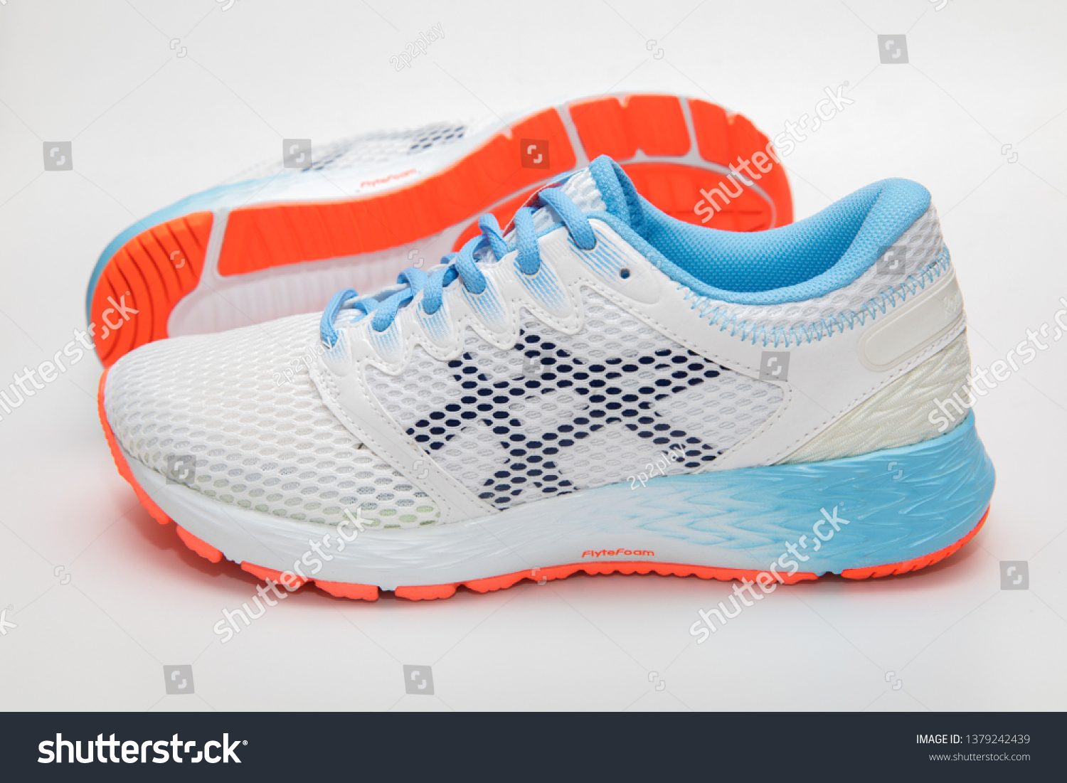 japanese athletic shoes