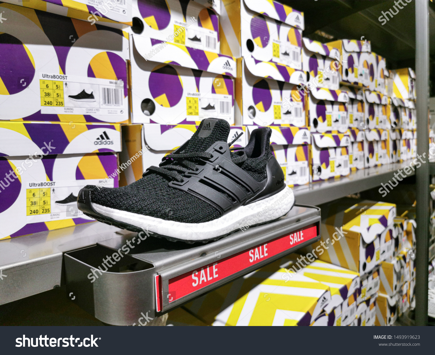 adidas ultra boost outlet store