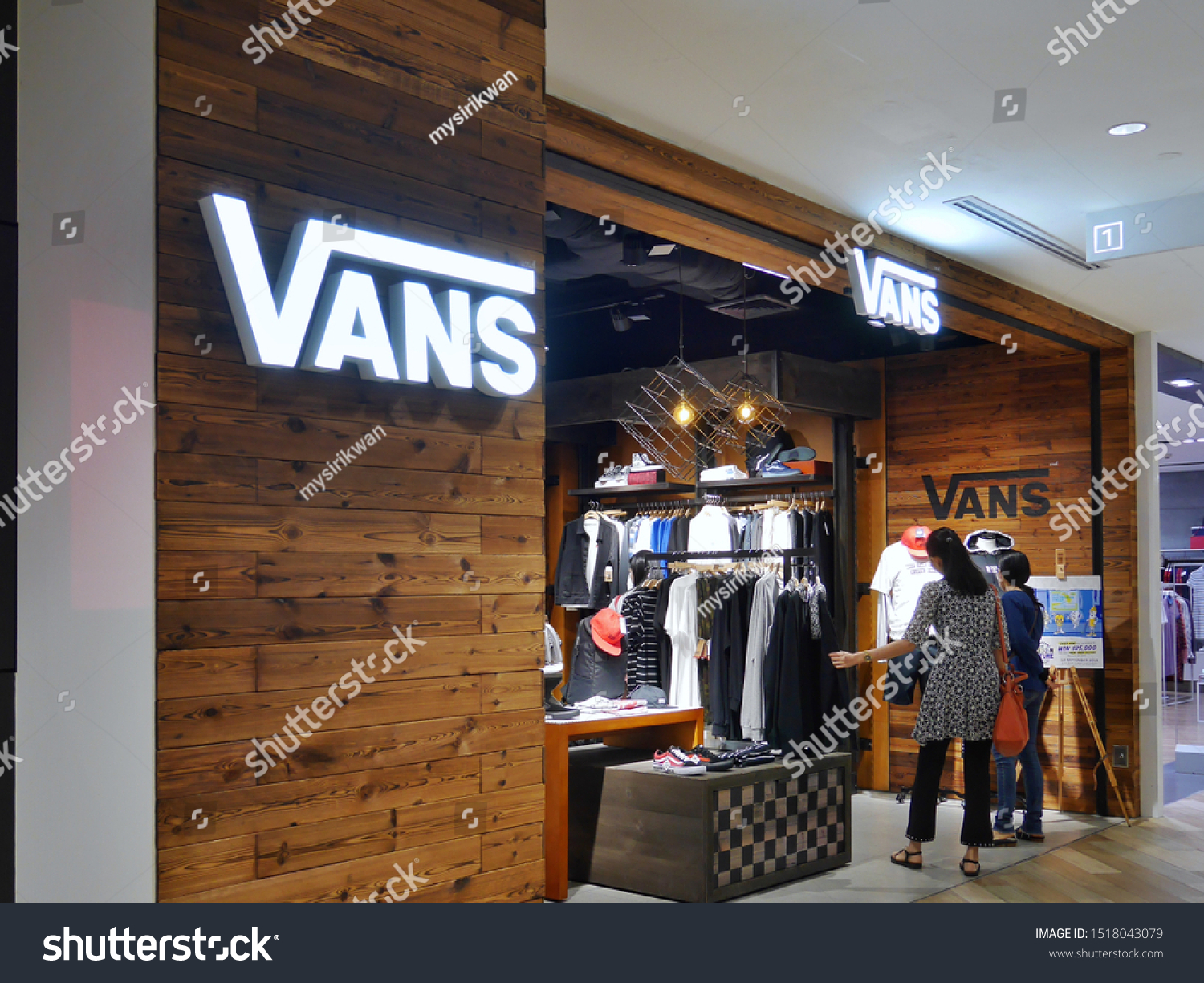 where to buy vans in bangkok