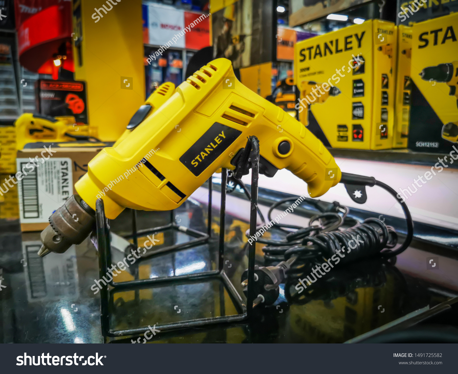 stanley electric drill