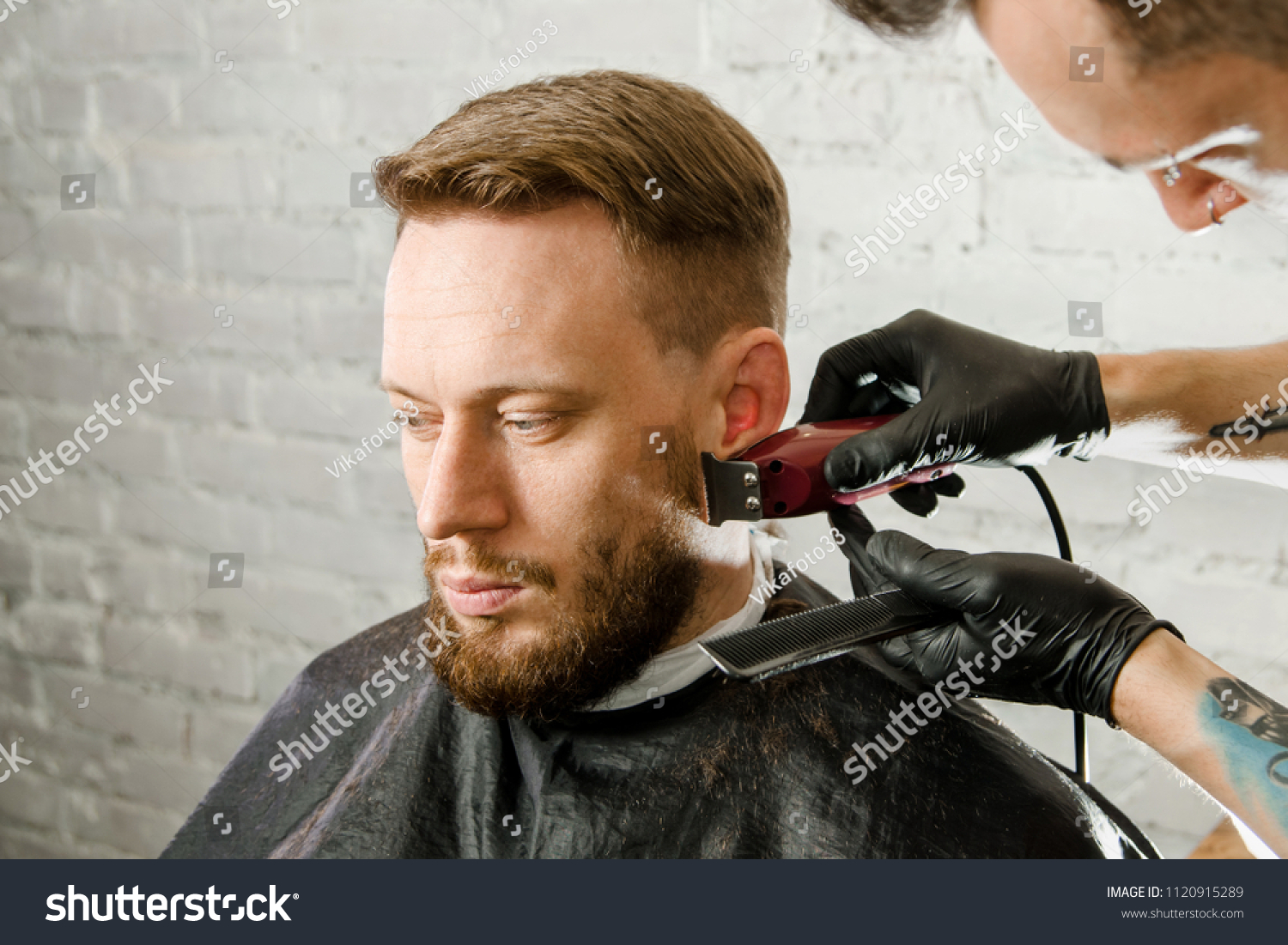 wall hair cutting