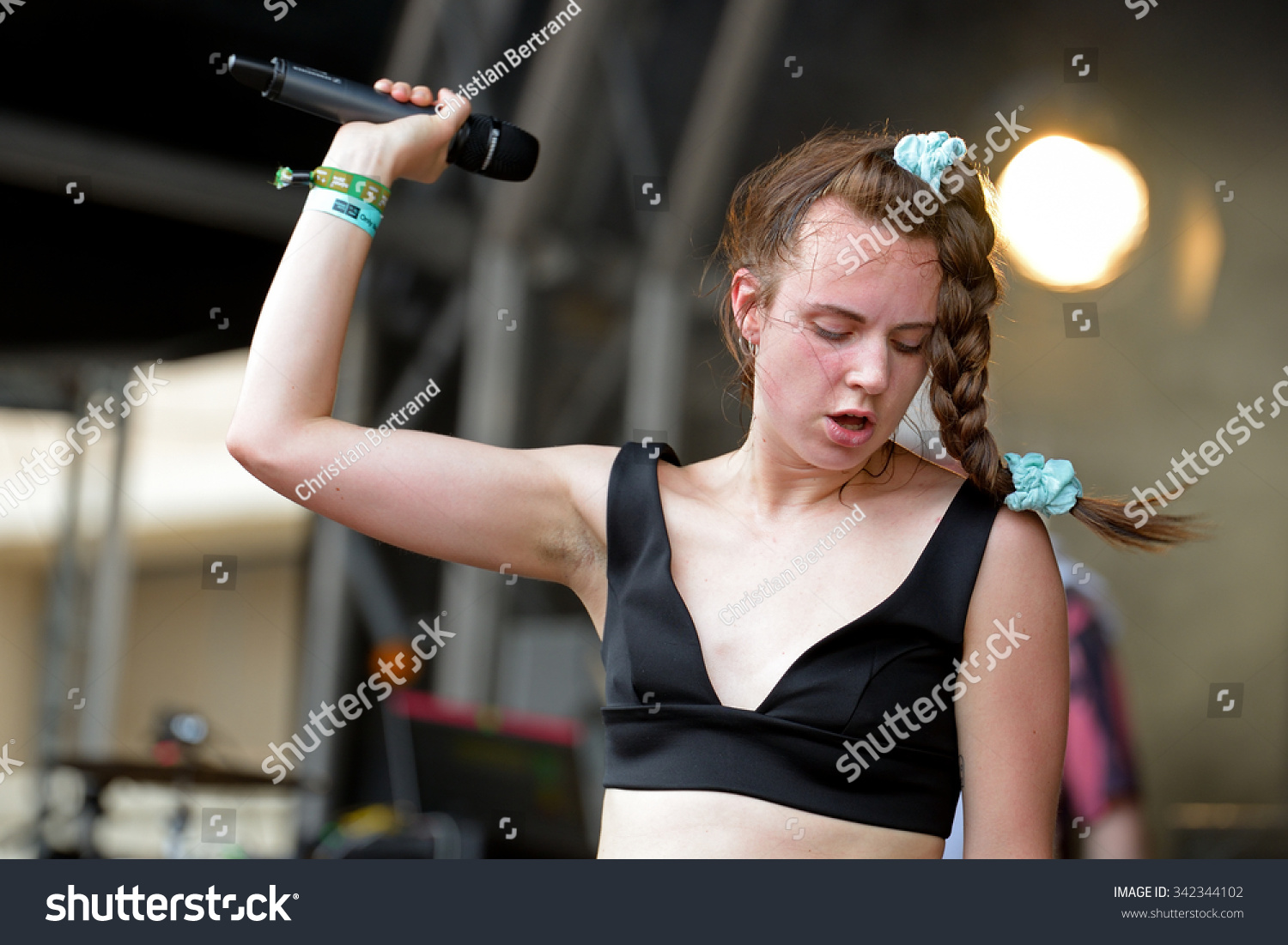 Barcelona Jun 12 Mo Danish Singer Stock Photo 342344102 - Shutterstock