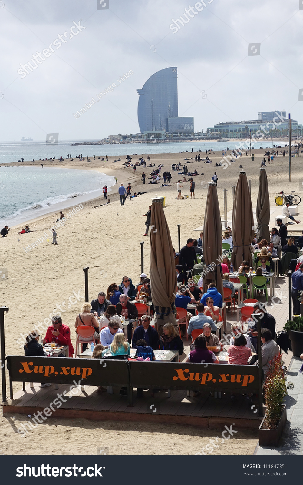 Barcelona Spain April 10 2016 Beach Restaurant Stock Photo