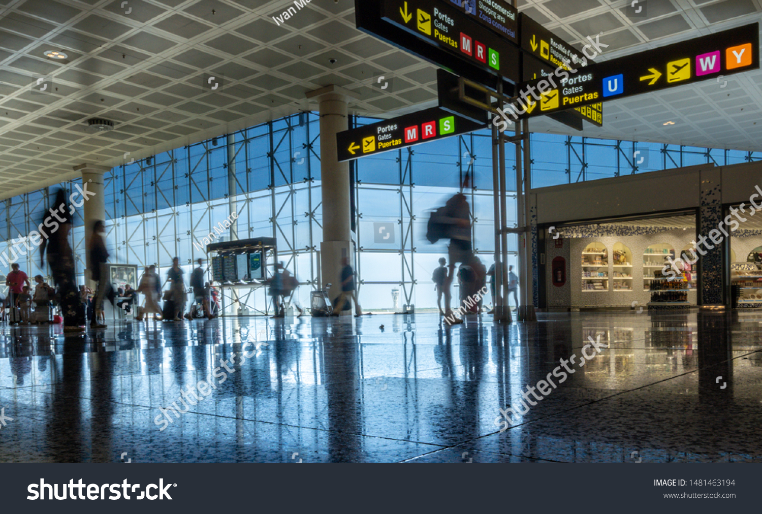 189 Josep tarradellas airport barcelona el prat Images, Stock Photos