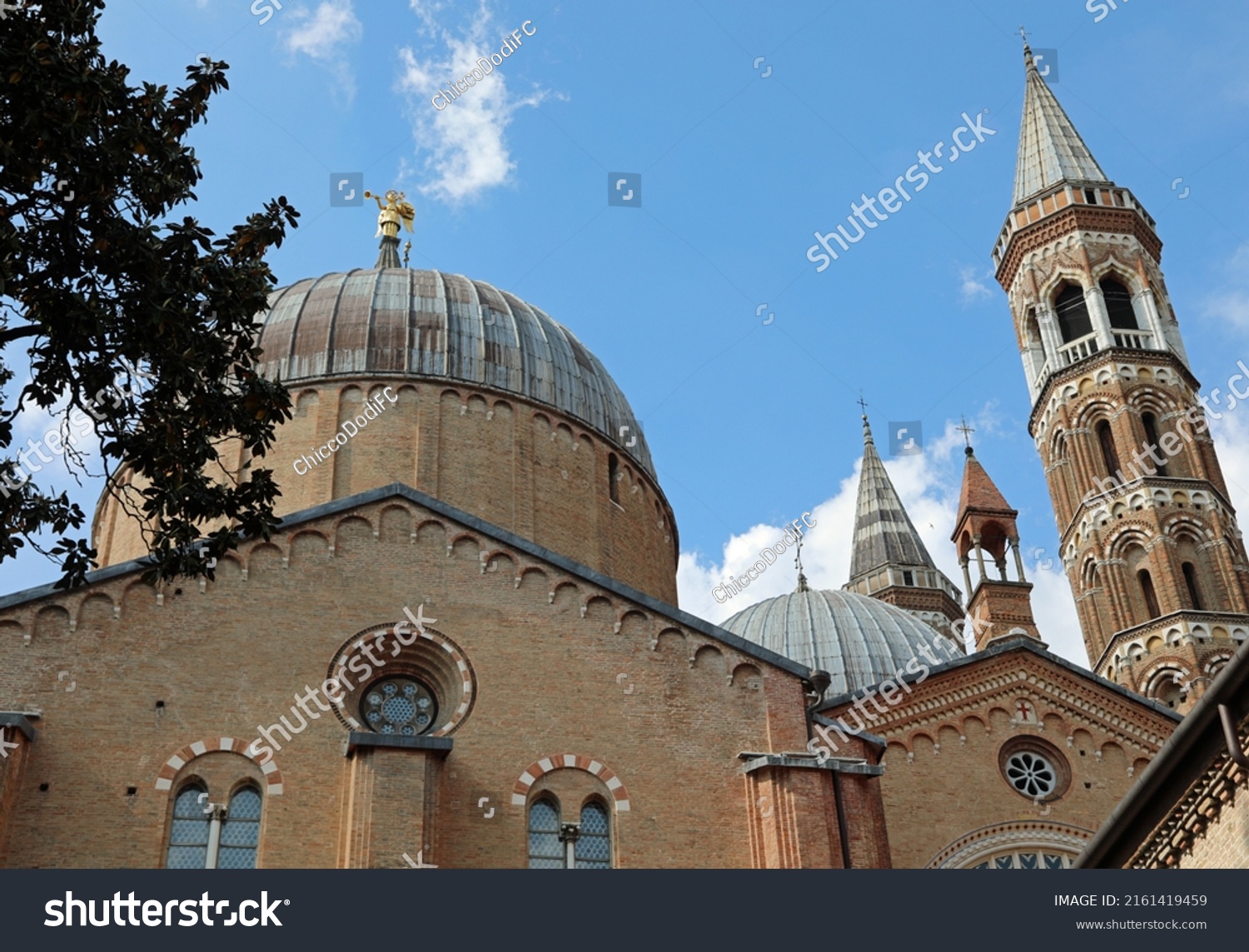 193 Basilica Di Santantonio Di Padova Gambar, Foto Stok & Vektor ...