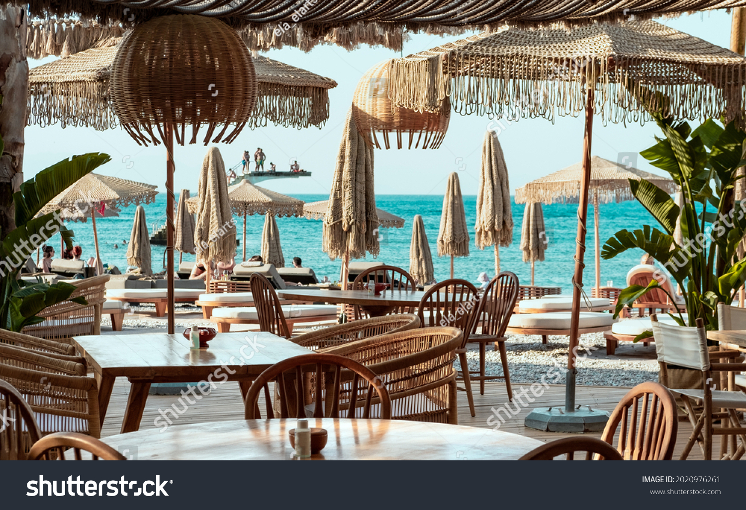 Beach Club View Modern White Sun Stock Photo 2020976261 | Shutterstock