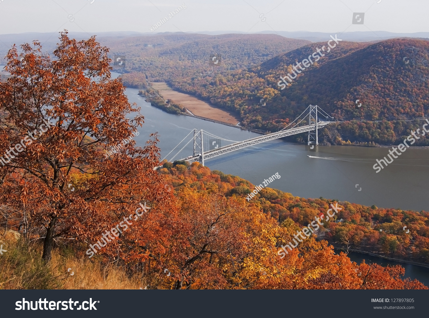 Bear Mountain Bridge In New York Stock Photo 127897805 : Shutterstock