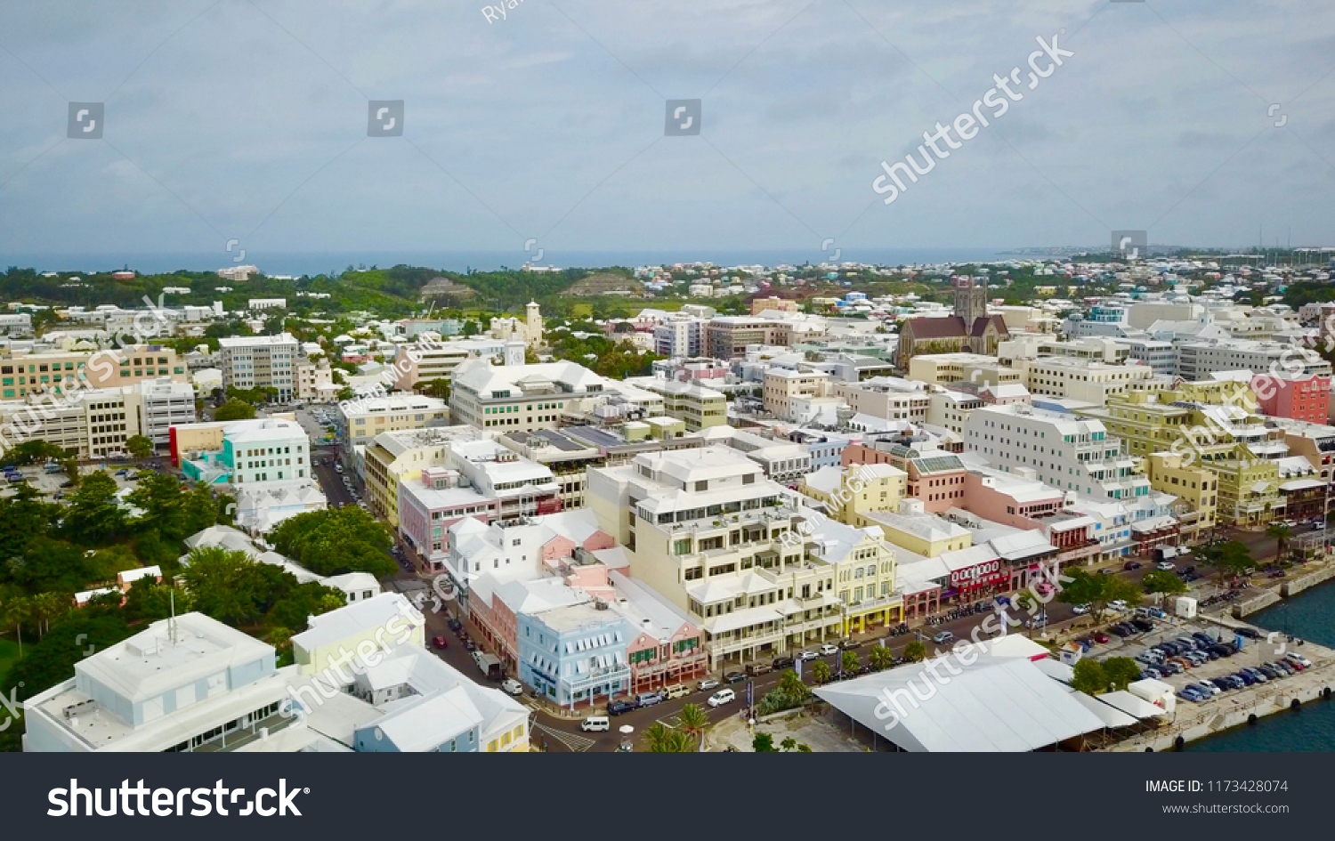 623 Aerial View Hamilton Island Images, Stock Photos & Vectors 