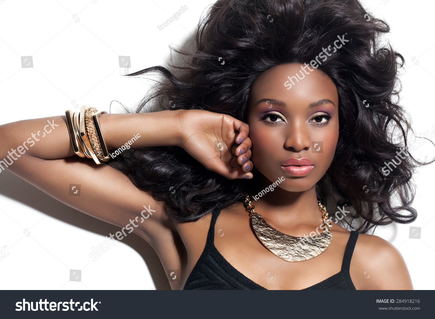 Beautiful African Fashion Model With Long Lush Hairstyle And Makeup ...