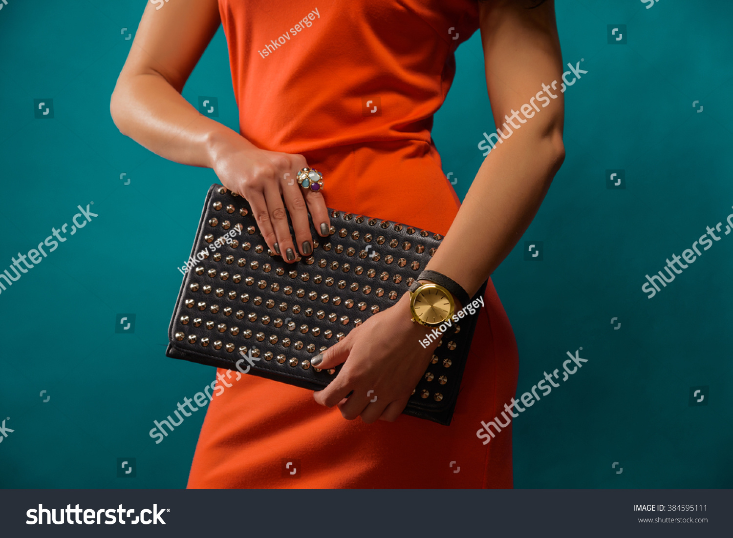 female clutch