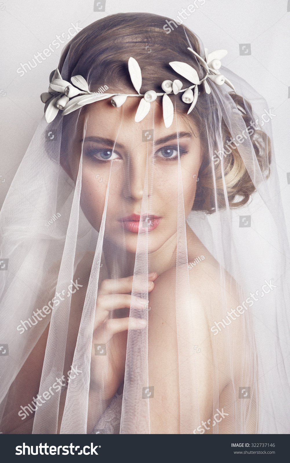 Beautiful Bride Fash