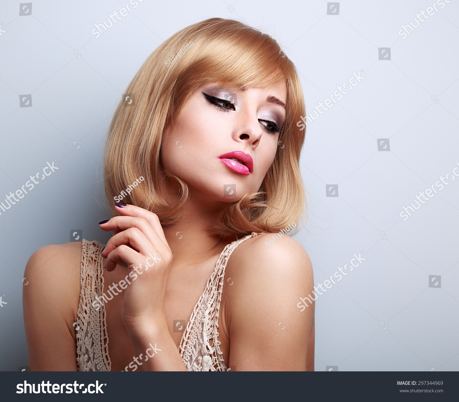 Beautiful Bright Makeup Woman Short Blonde Stock Photo Edit Now