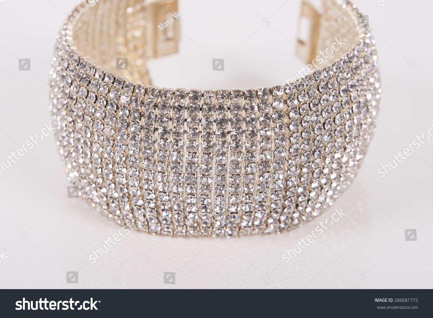 beautiful diamond bracelet