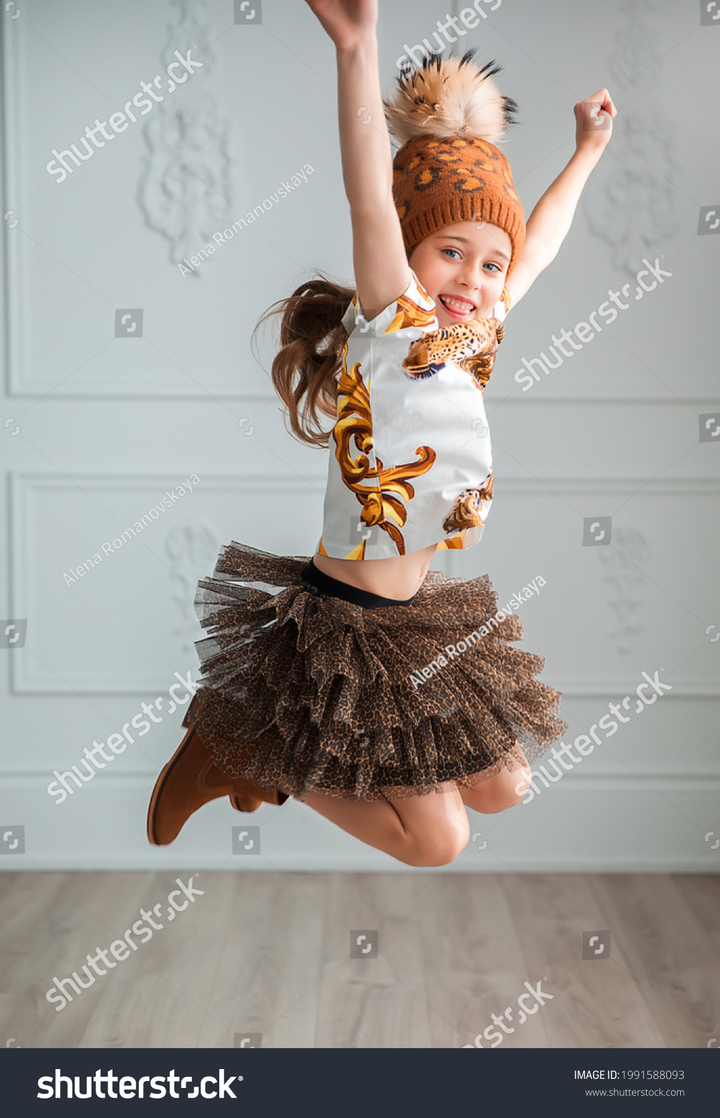 Beautiful Girl Long Brown Hair Posing Stock Photo 1991588093 Shutterstock Beautiful Girl Long Brown Hair Posing Stock Photo 1991588093 Shutterstock