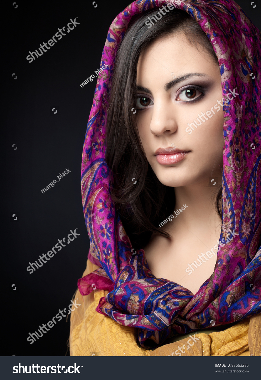 Beautiful Indian Girl Stock Photo 93663286 - Shutterstock