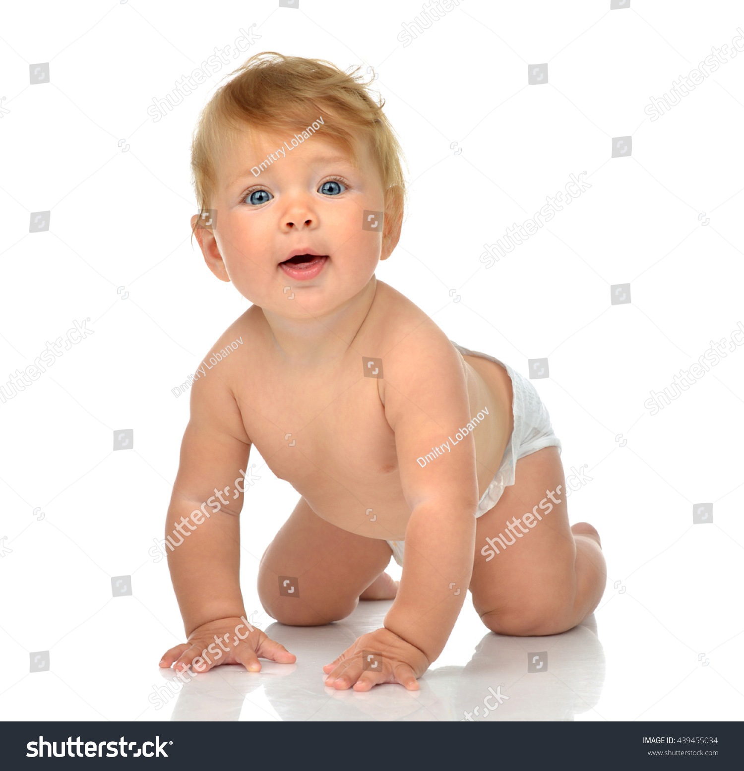 Belle Enfant Bebe Fille Nue Dans Photo De Stock Modifiable