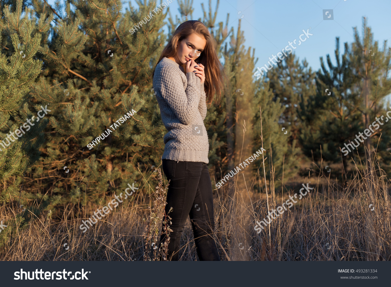 Beautiful Lonely Young Girl Big Eyes Stock Photo 493281334 - Shutterstock-3151