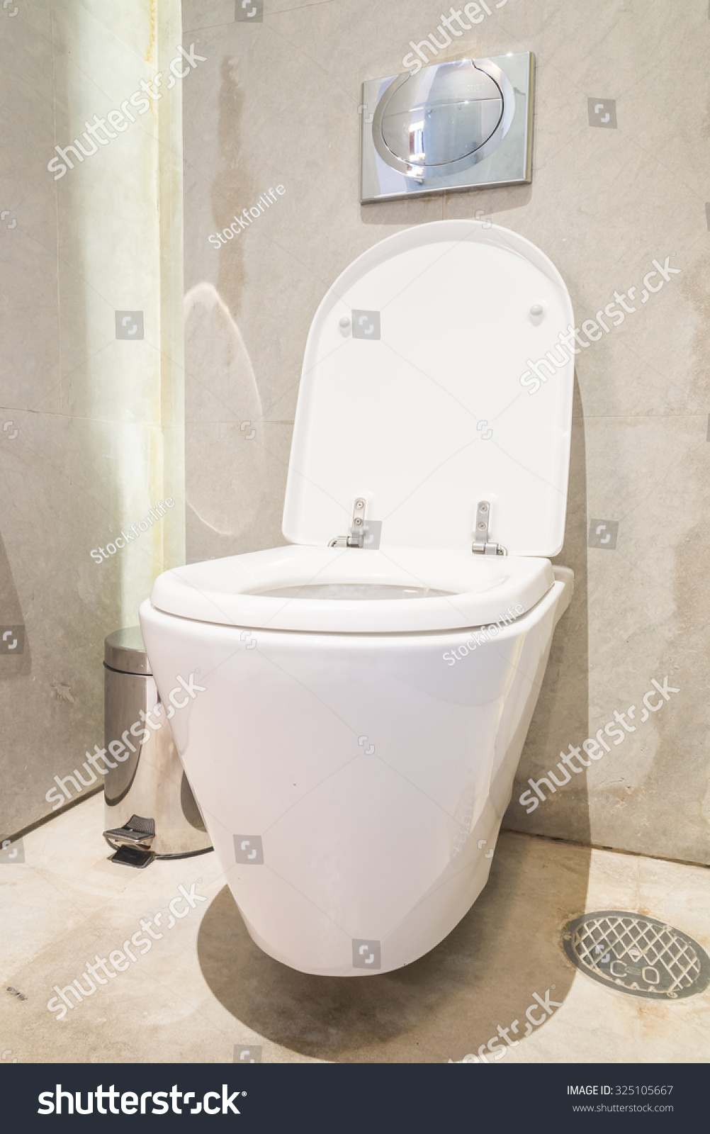 Beautiful Luxury Bathroom Interiors appealing luxury modern master bathrooms the 25 best modern luxury bathroom trending ideas on pinterest Beautiful Luxury Bathroom And Toiley Interior Beautiful Luxury Bathroom Interiors bathroom with interesting architectural details and beautiful travertine tiles Beautiful Luxury Bathroom And Toiley Interior