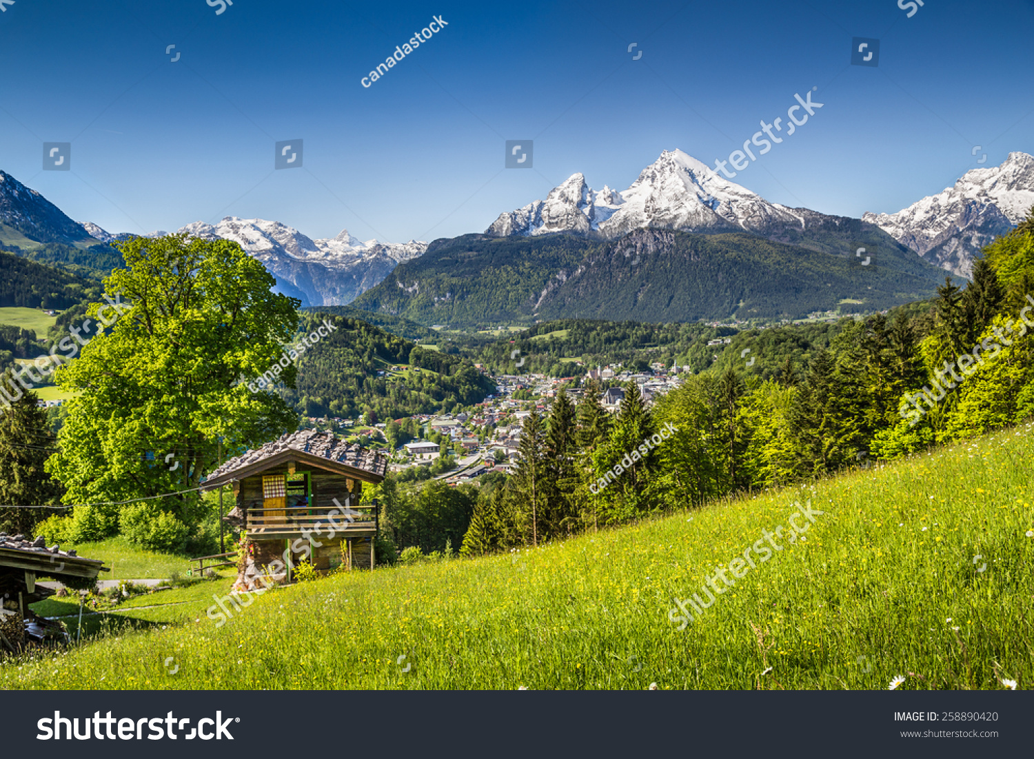 1,268 Bavarian chalet Images, Stock Photos & Vectors | Shutterstock