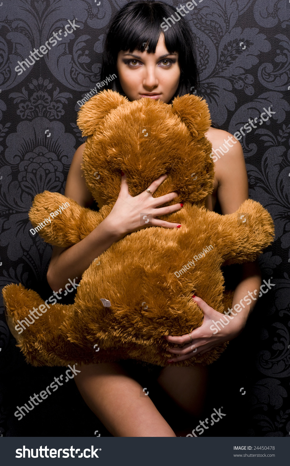 Teddy - nude photos