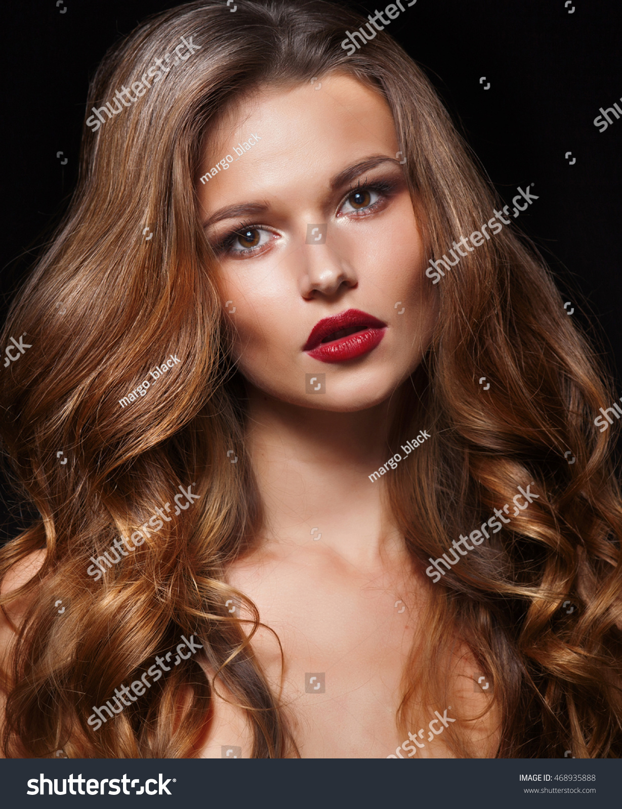 Beautiful Natural Curly Blonde Hair Portrait Stock Photo 468935888 Beautiful Natural Curly Blonde Hair Portrait Stock Photo 468935888