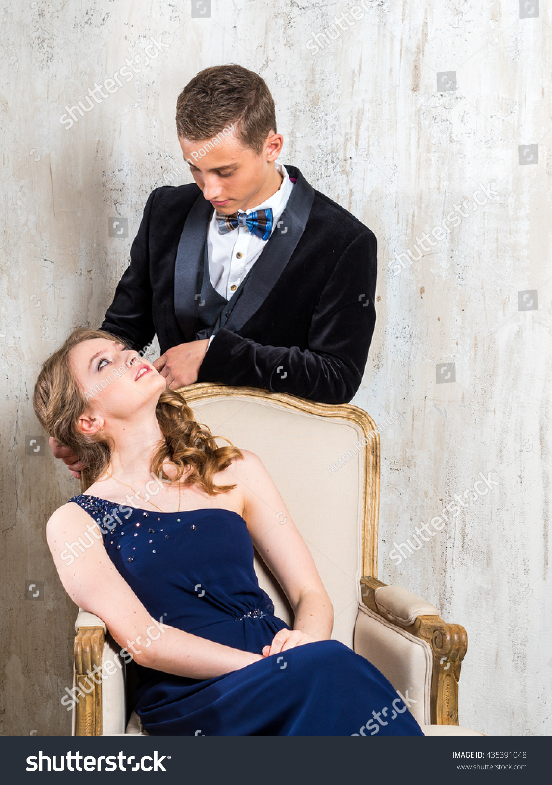 GOSSIP GIRL SEASON 2 REVIEW Dana Plato Lesbian Scene