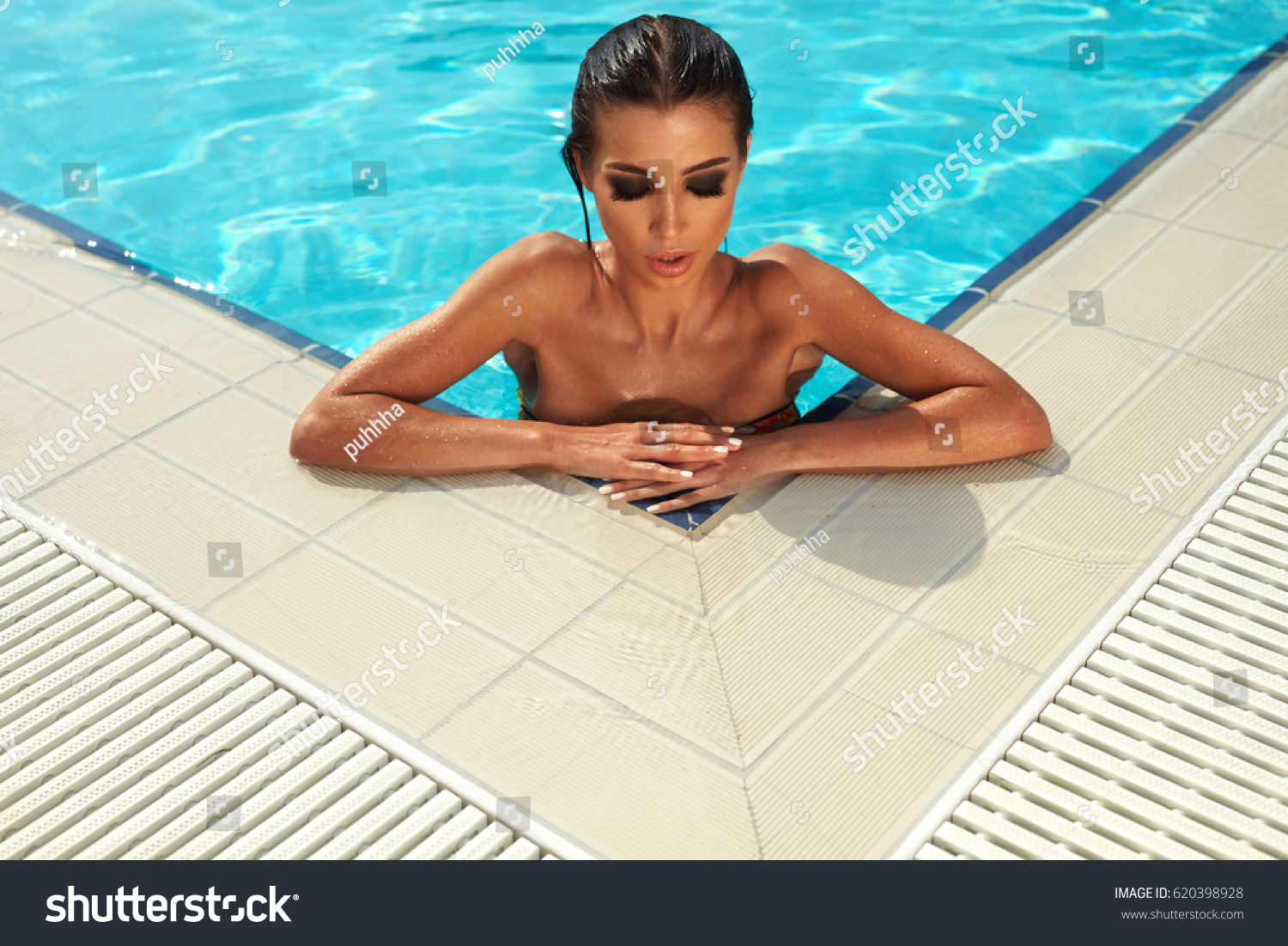 sexy day swimming