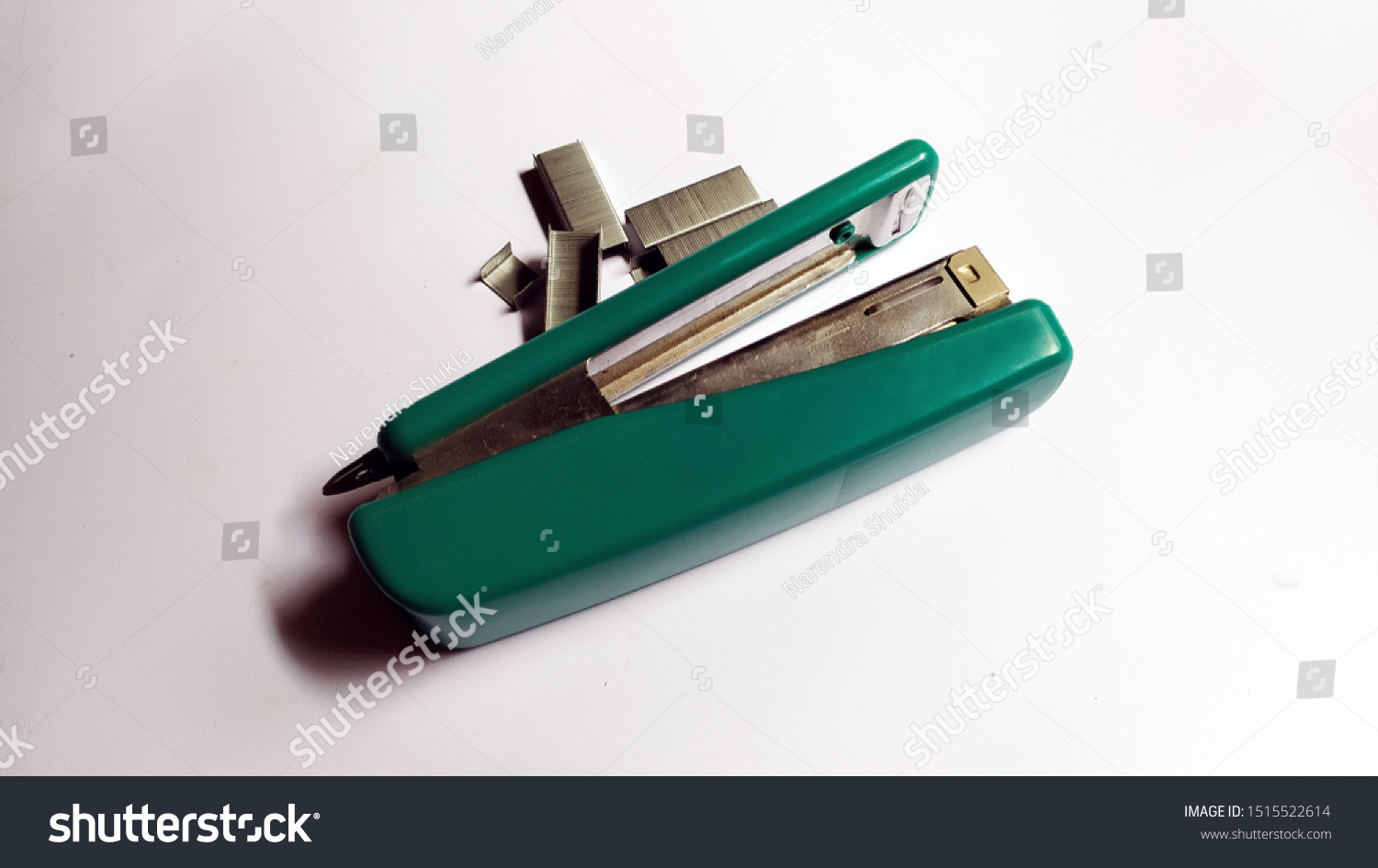 big stapler pin