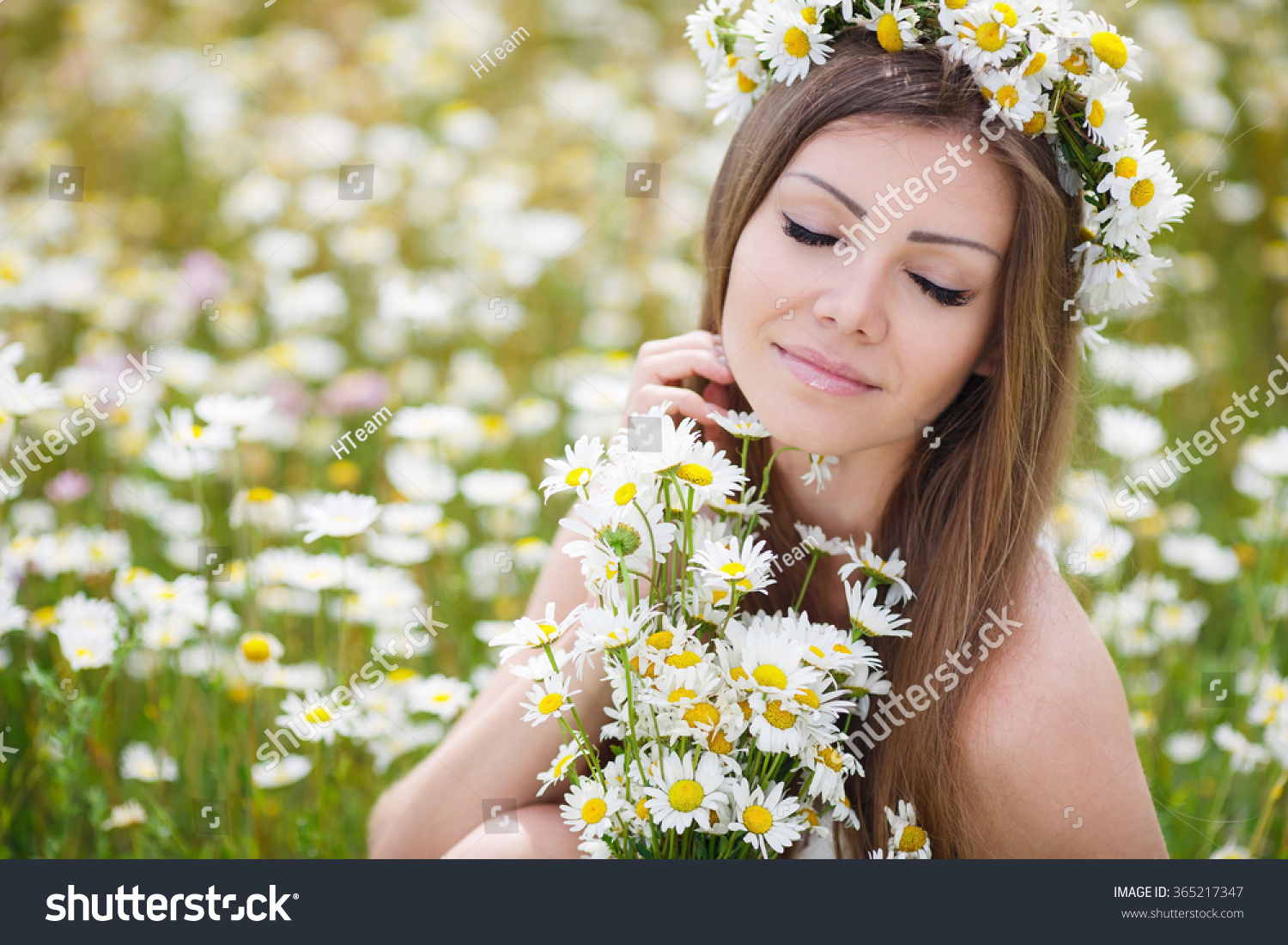 Beautiful Woman Enjoying Daisy Field, Nice Female Lying Down In Meadow ...