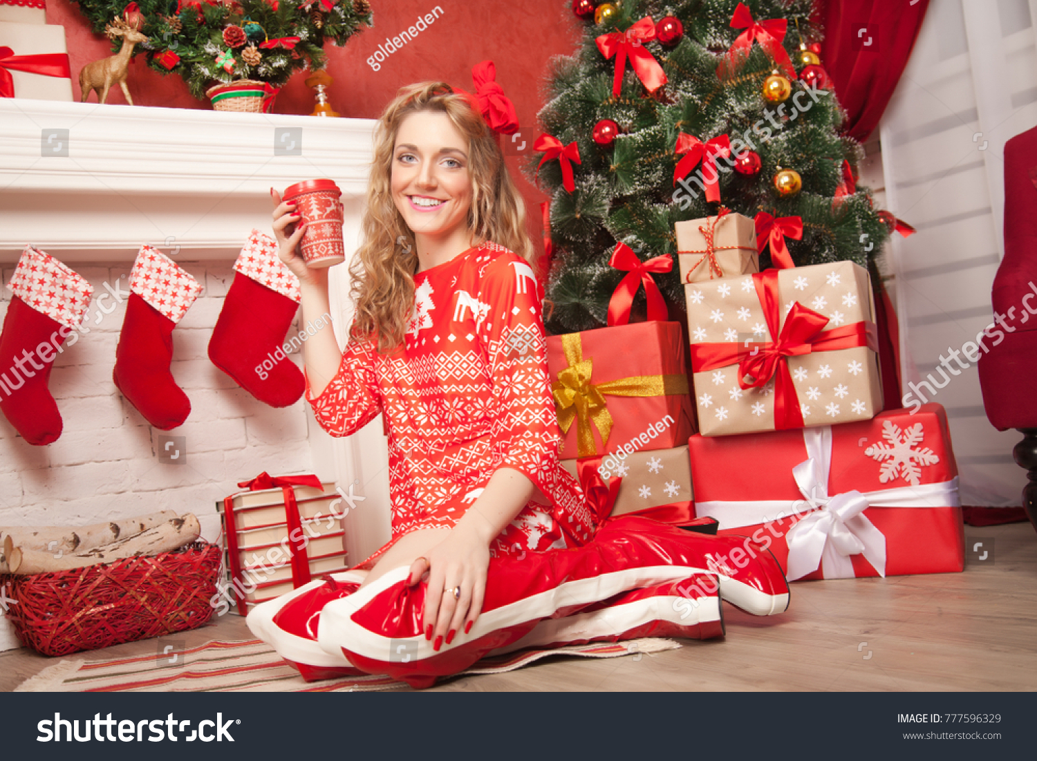 beautiful red christmas dresses